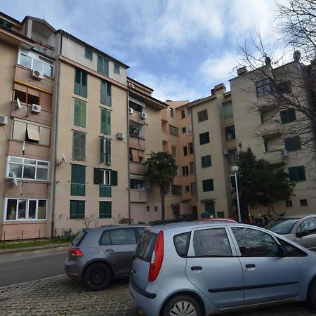Condominium Apartment Rovigno Esterno foto